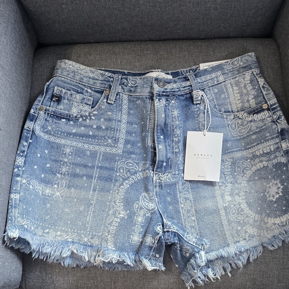 KanCan Light Blue Patterned Jean Shorts 3" - Picture 2 of 6